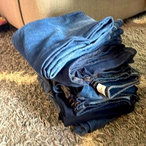 6 pairs of Joes jeans and 2Hudson jeans included in the six pairs total.